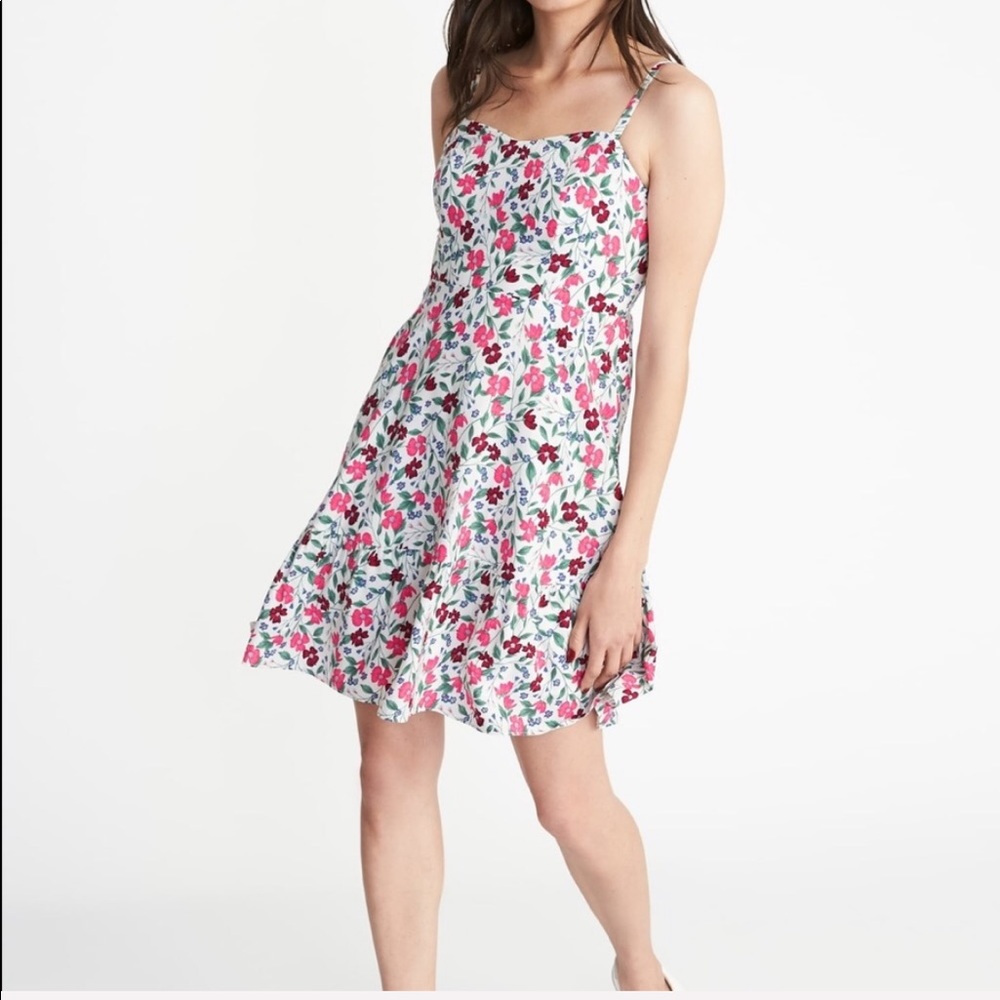 Old Navy White Floral Dress M